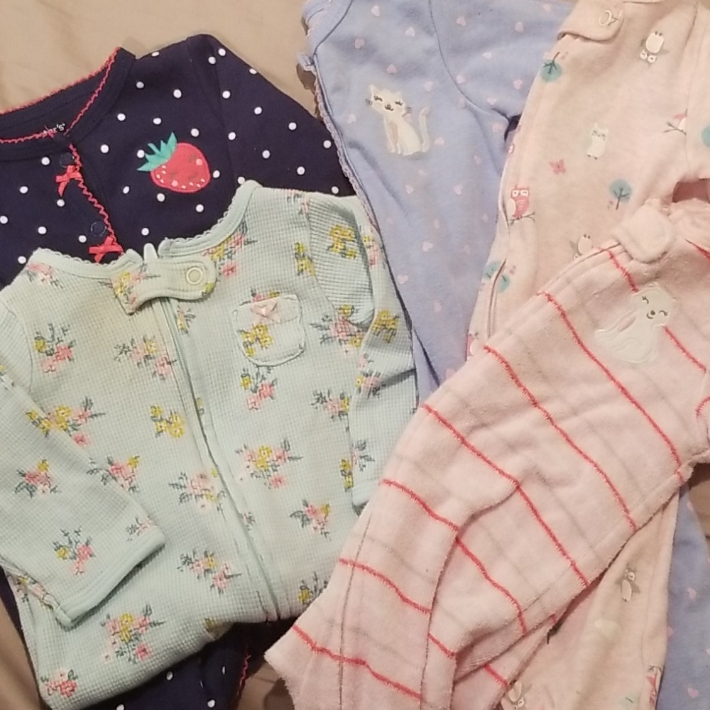 BUNDLE!! Carter's 3 month baby girl footed PJs!!
